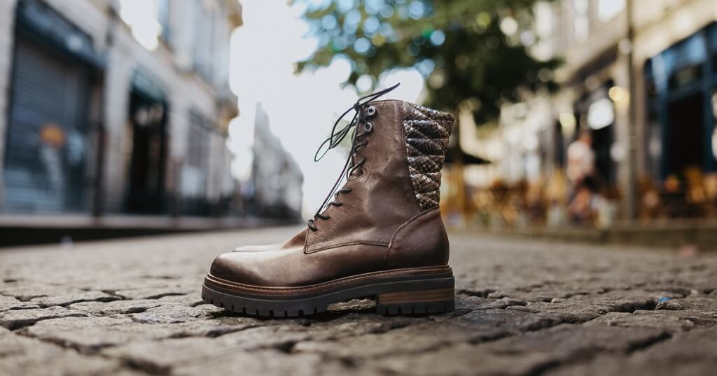 BOTTINES